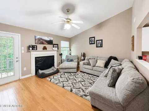 7512 Creek Song Ct - Photo 2 of 7