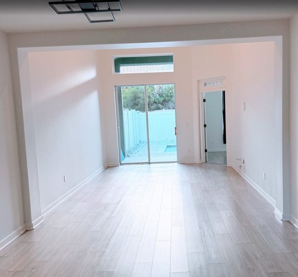 756 Carlsbad Dr - Photo 5 of 20