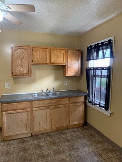 3446 E 103rd St #UP - Photo 3 of 7