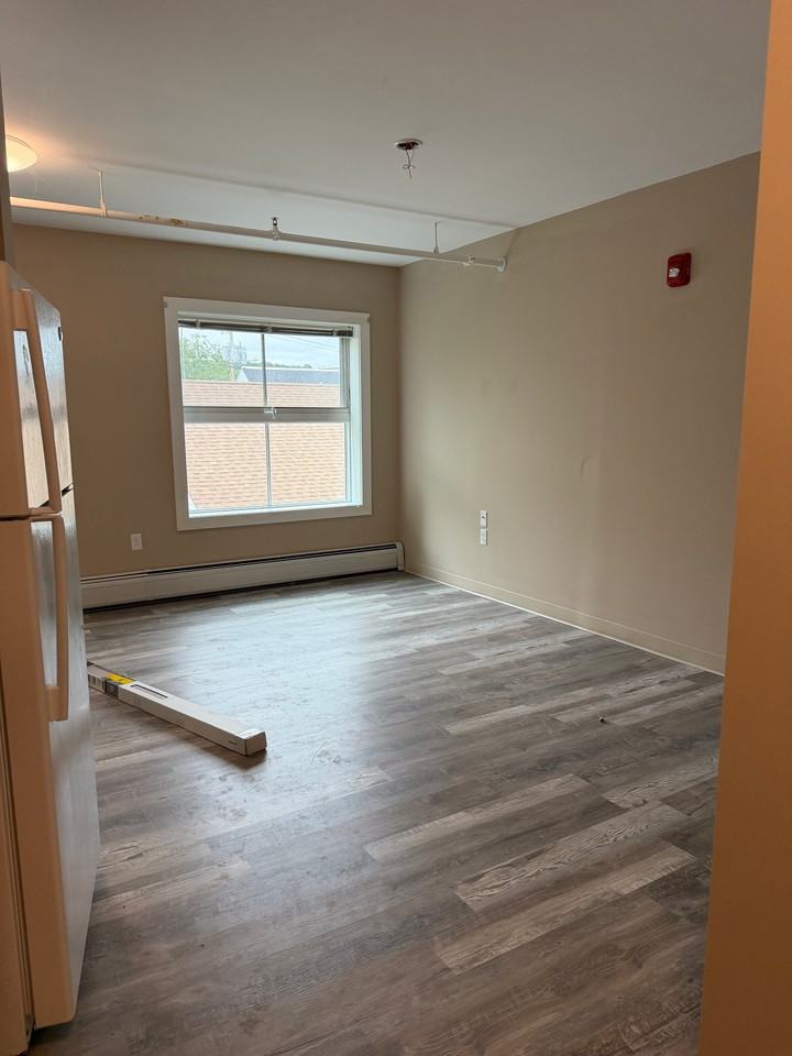 60 Pleasant St #2-1 - Photo 3 of 7