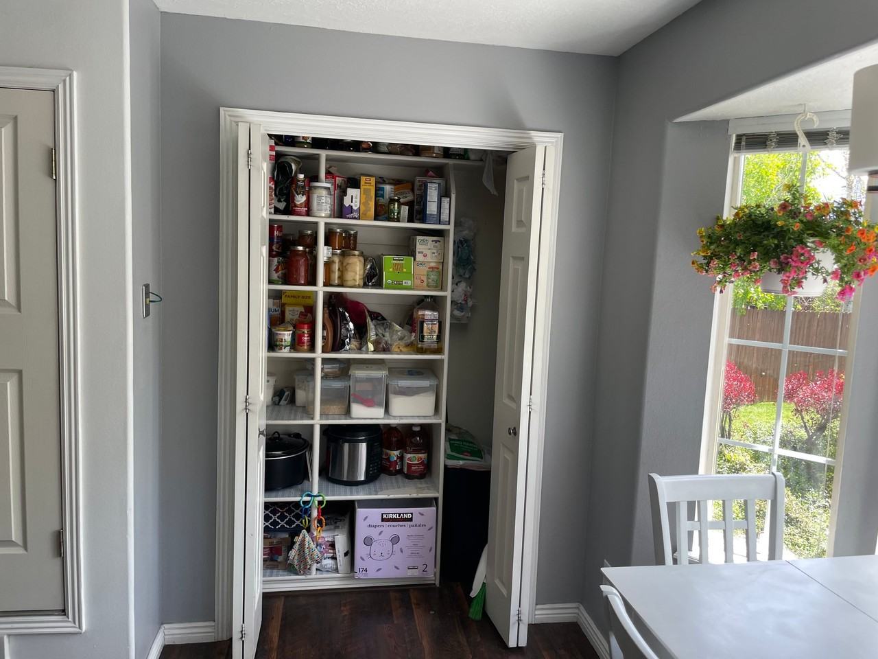 920 N Main St - Photo 5 of 15