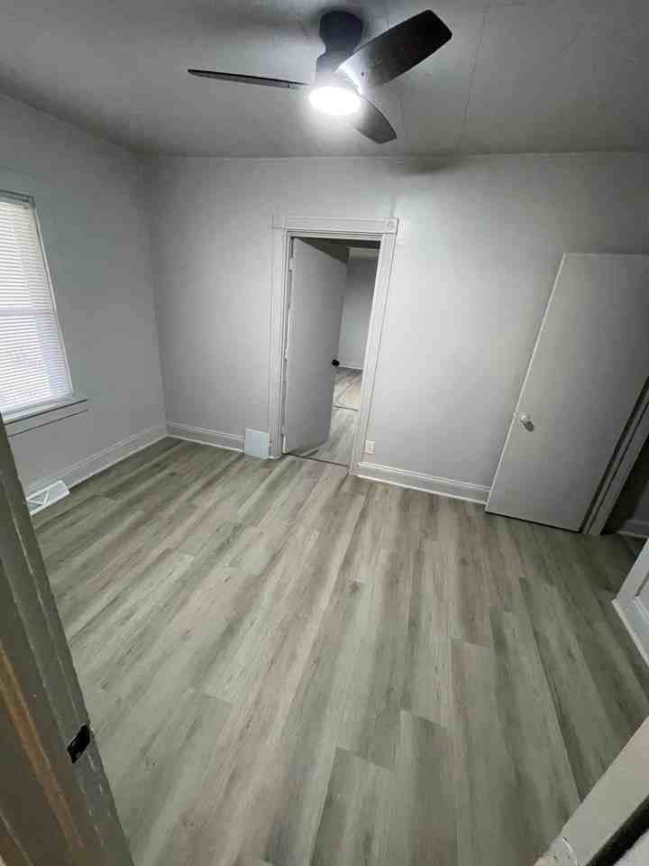 702 Todds Ln - Photo 3 of 13