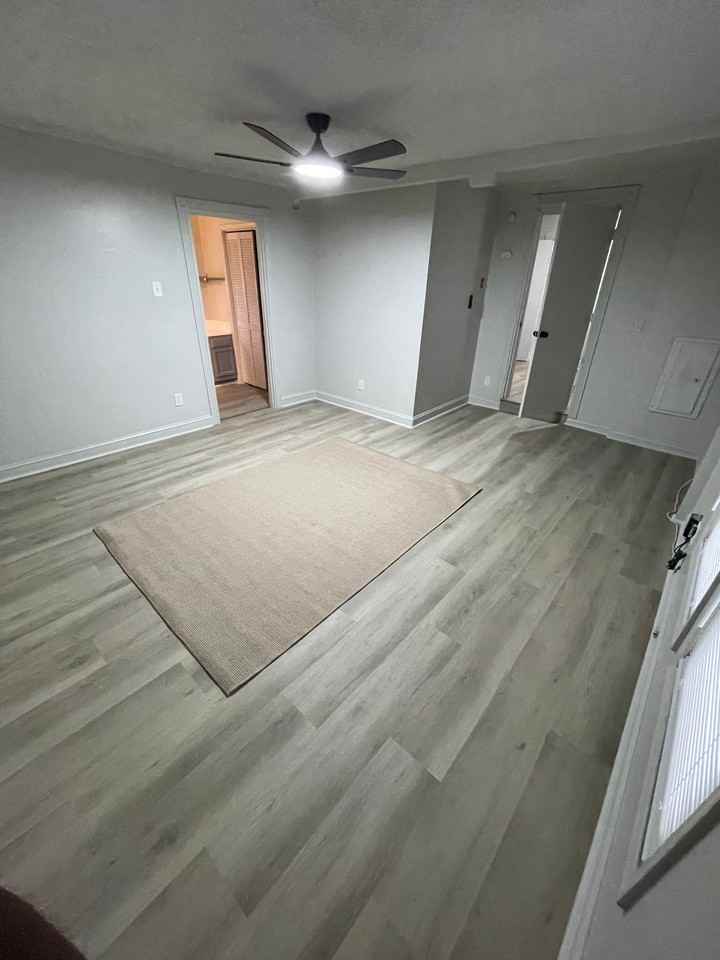 702 Todds Ln - Photo 4 of 13
