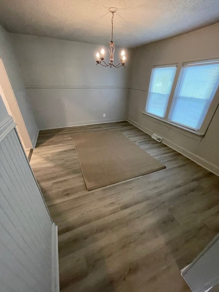 702 Todds Ln - Photo 5 of 13
