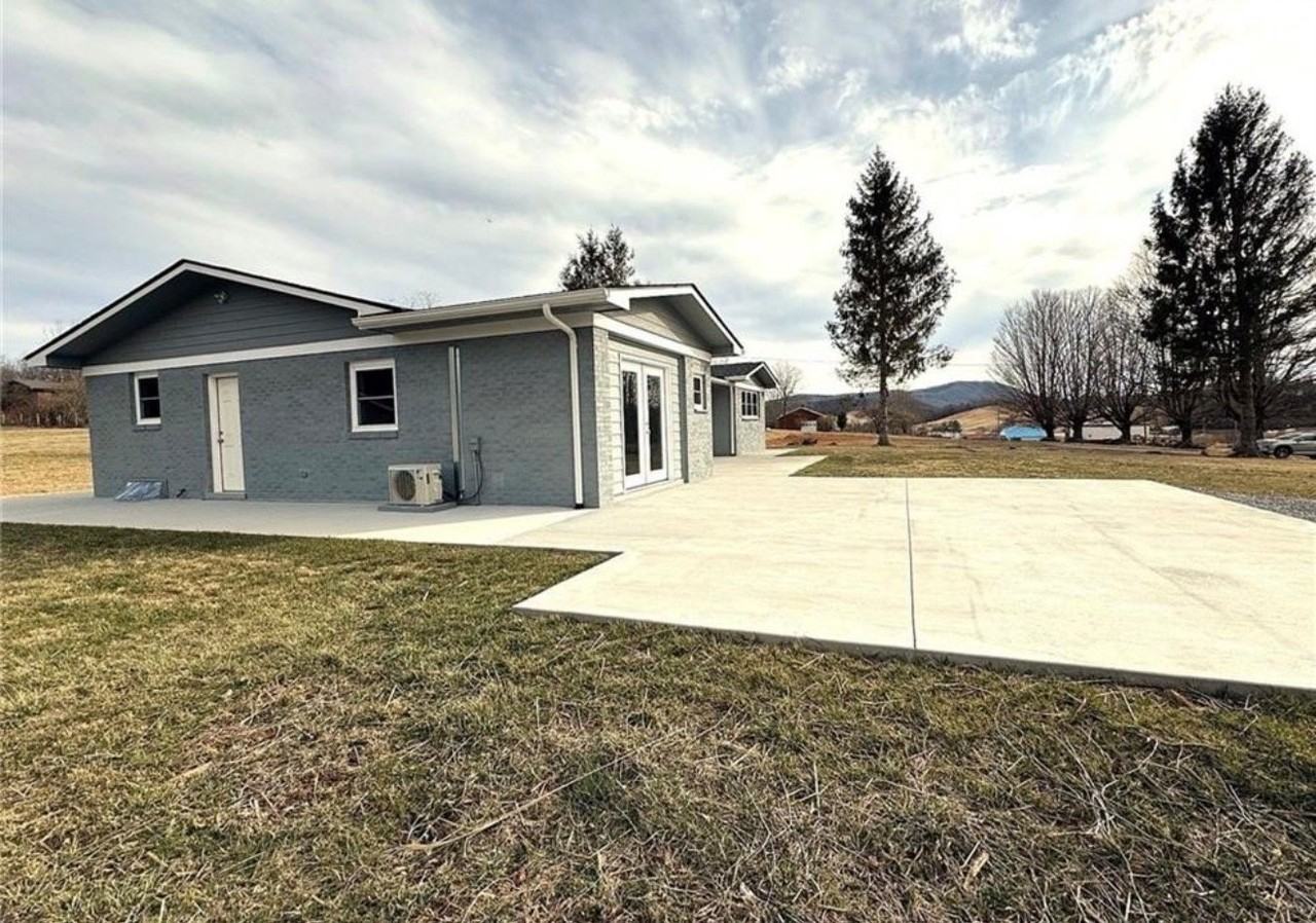 1129 Mount Jefferson Rd - Photo 2 of 14