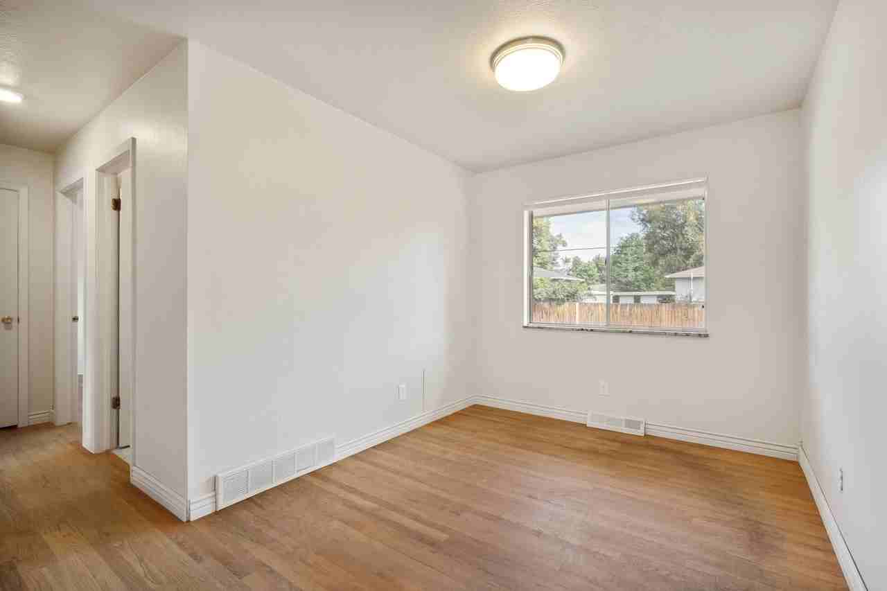 604 Tulane Dr - Photo 6 of 29