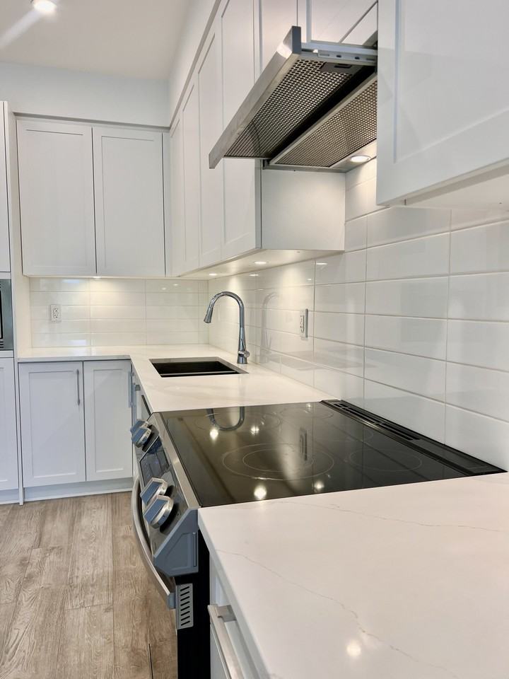2160 Grant Avenue #4xx - Photo 4 of 25