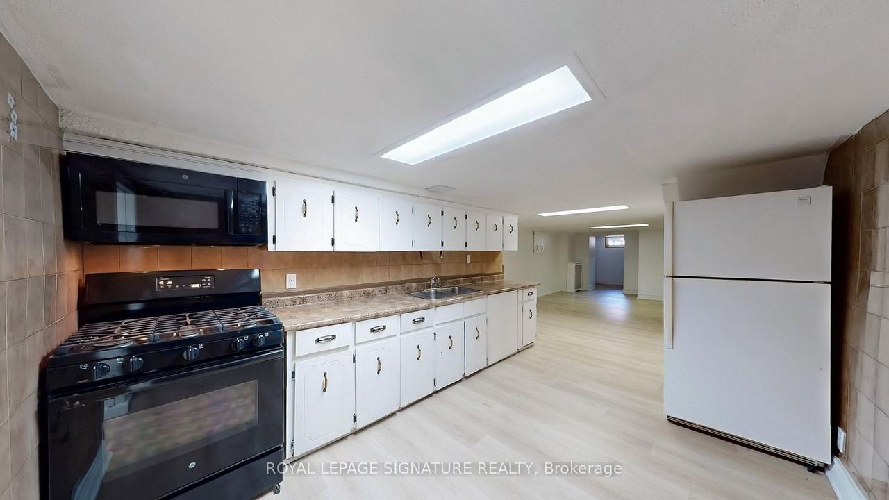297 Palmerston Boulevard - Photo 4 of 10