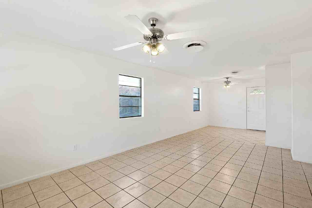 202 N 41st St - Photo 3 of 14
