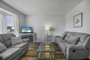 featured image of 121 Strathaven Mews