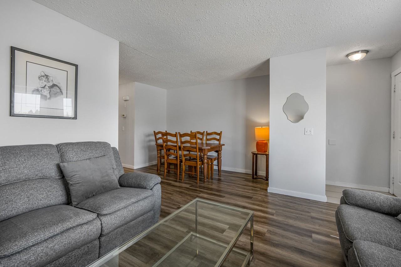 121 Strathaven Mews - Photo 7 of 22