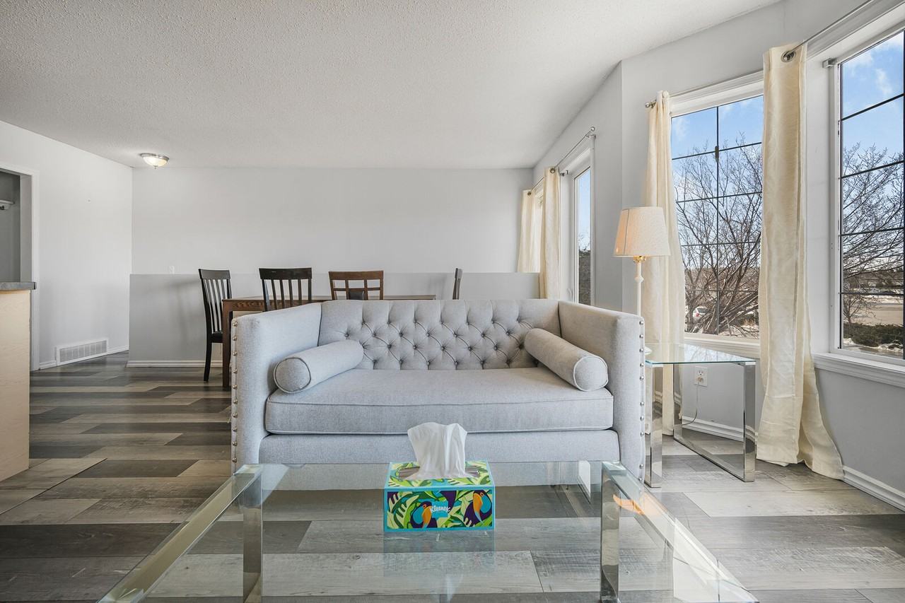 125 Strathaven Mews - Photo 7 of 32