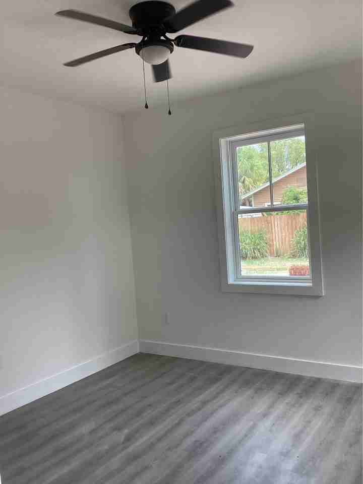 928 E 11th Ave #NA - Photo 6 of 12