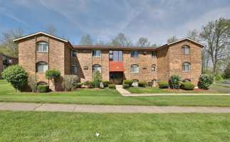 featured image of 5453 Camelot Dr #39