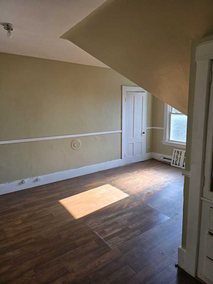 26 John St #02 - Photo 2 of 2
