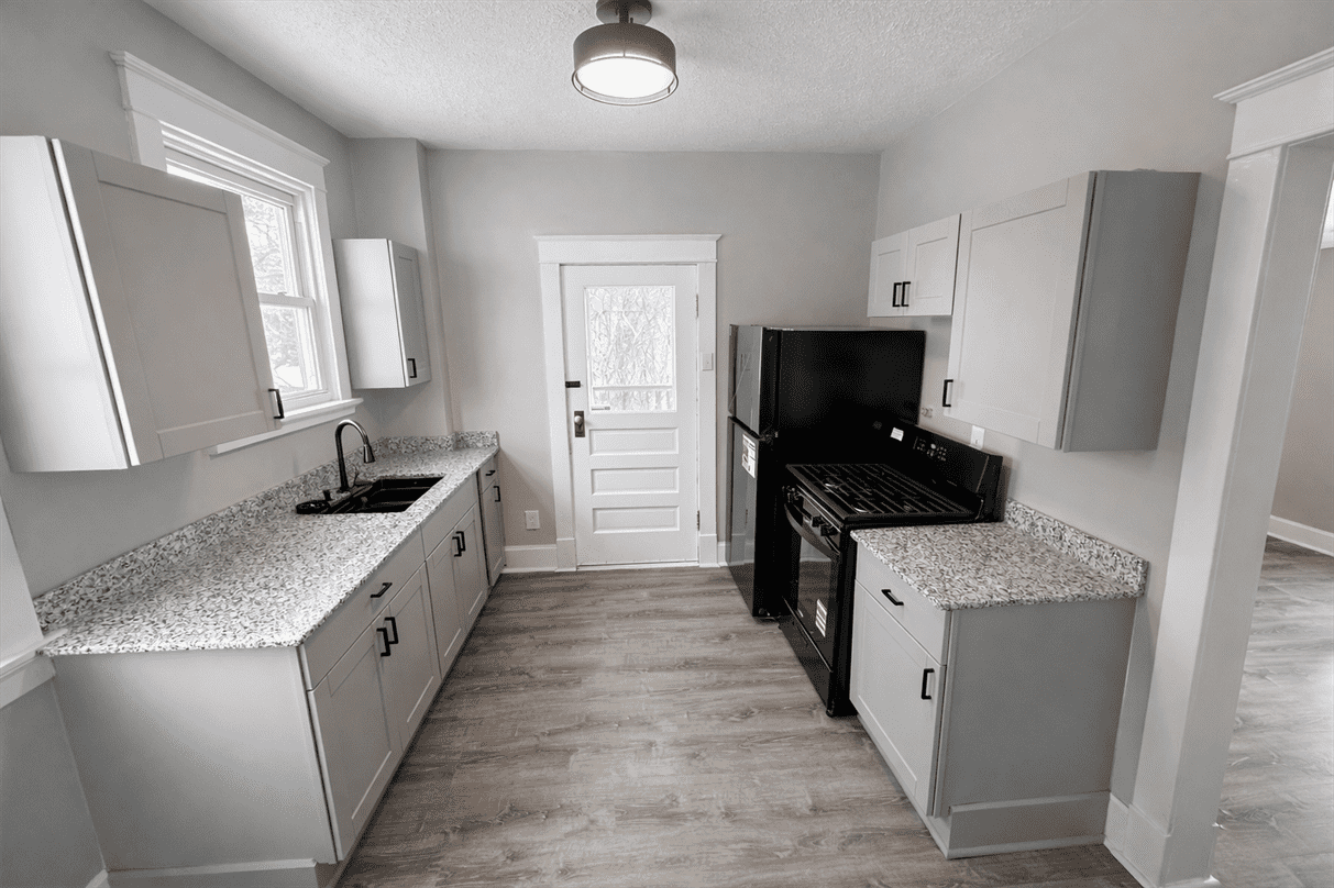 2550 Montana Ave #NA - Photo 2 of 19