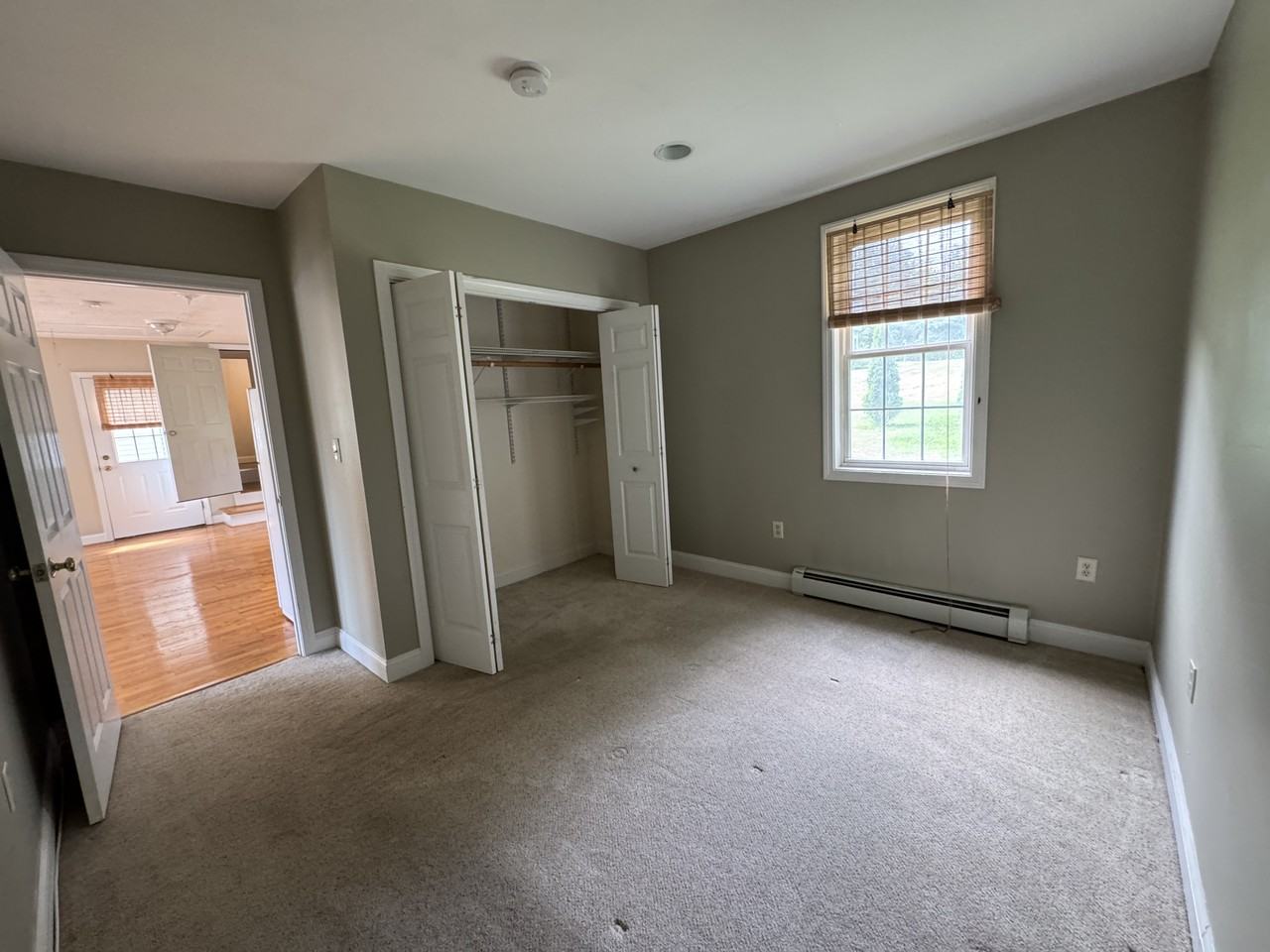 96 Lafayette Rd - Photo 3 of 6
