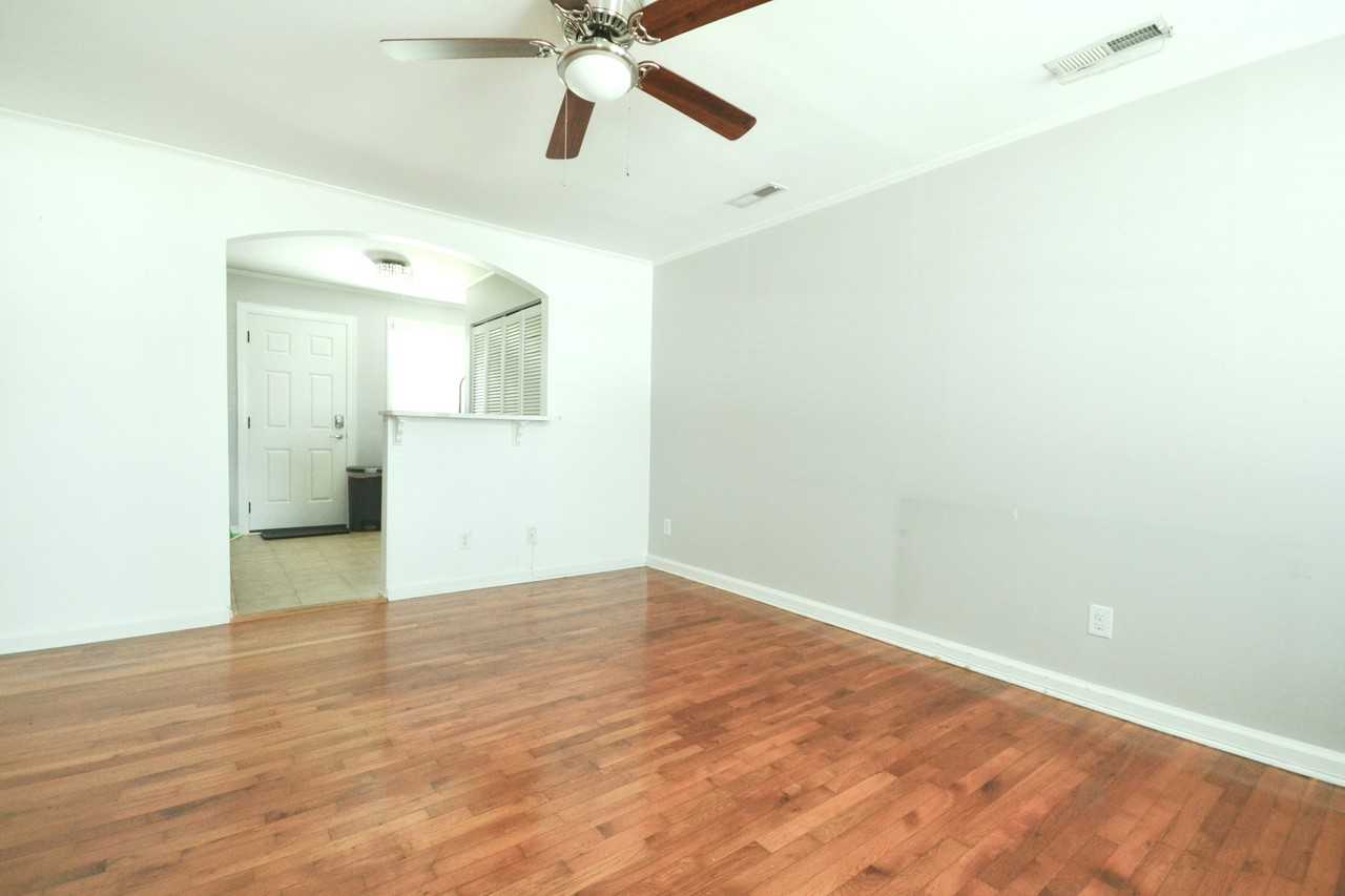 2363 Bernard St #2363 - Photo 3 of 21