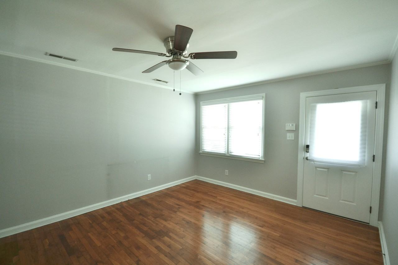 2363 Bernard St #2363 - Photo 5 of 21
