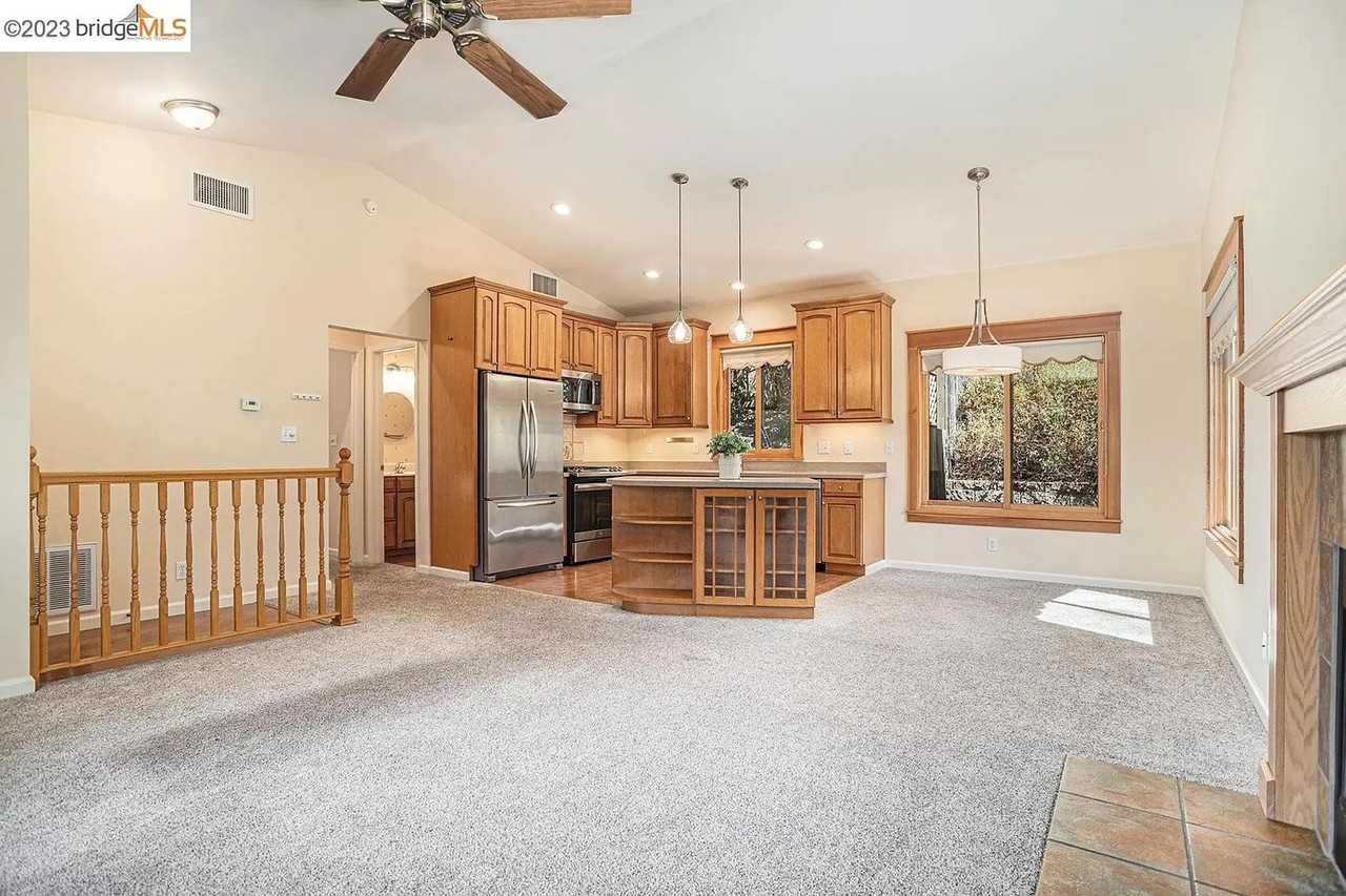 1656 Green Valley Rd #A - Photo 3 of 9