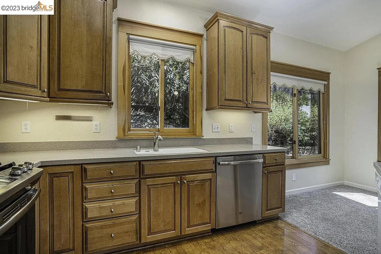 1656 Green Valley Rd #A - Photo 5 of 9