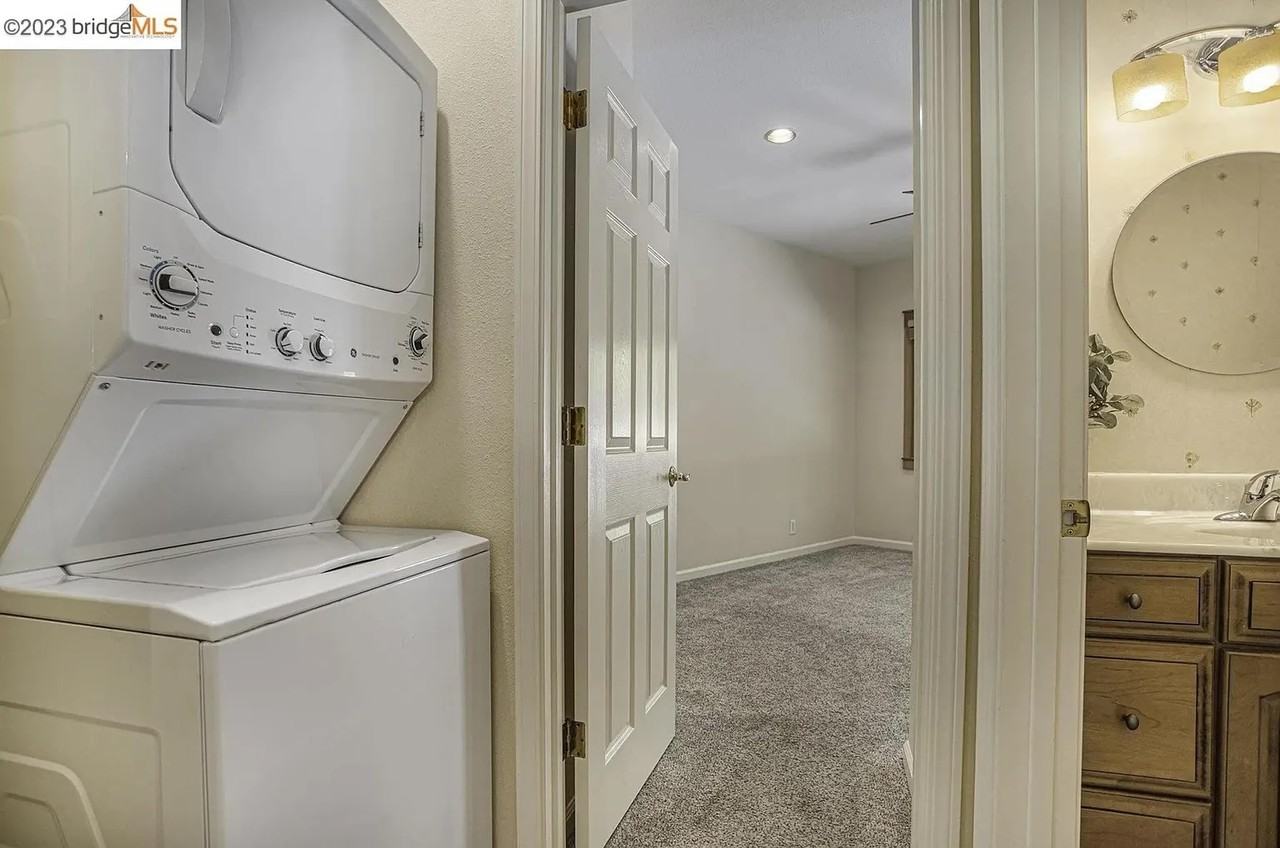 1656 Green Valley Rd #A - Photo 6 of 9