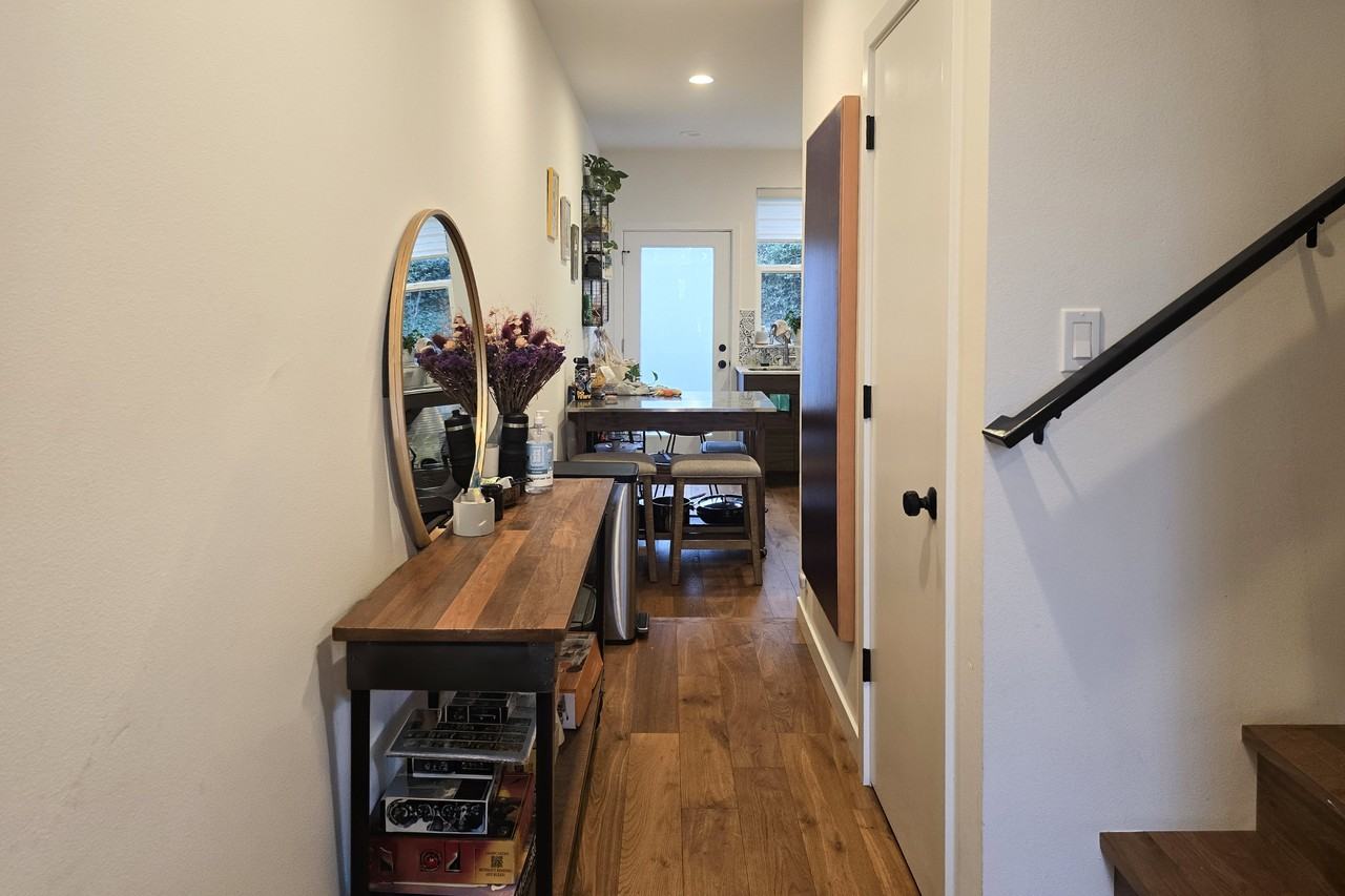 3858 22nd Ave Sw #NA - Photo 4 of 22