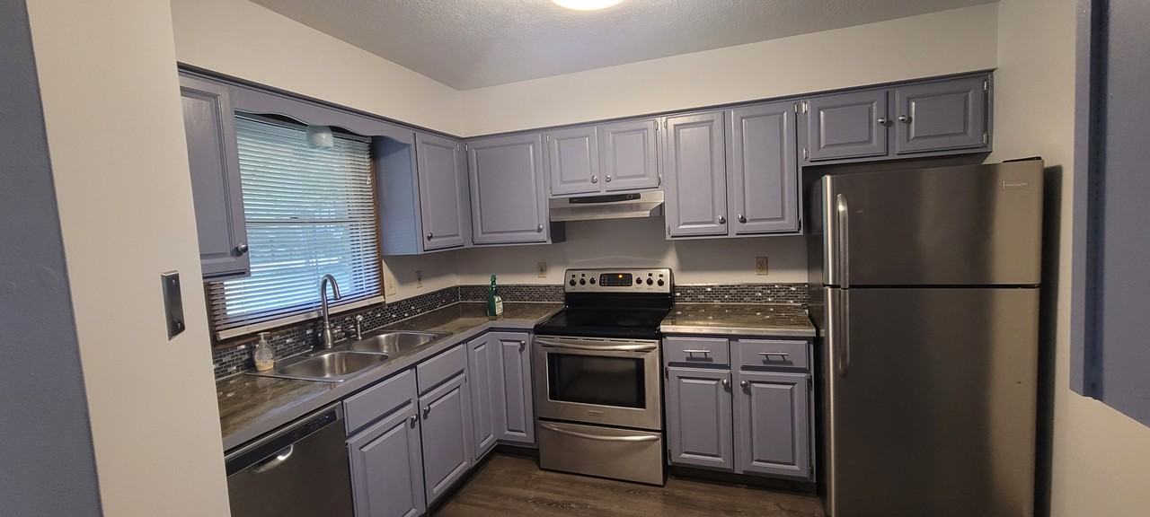 81 Mount Pleasant Rd #NA - Photo 5 of 32
