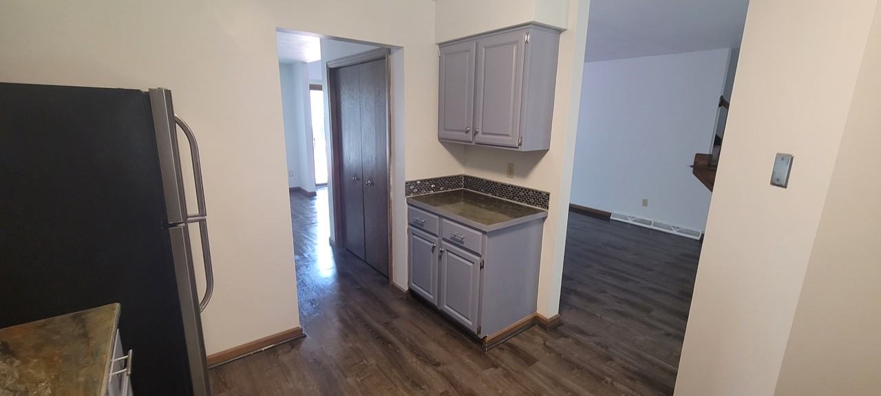 81 Mount Pleasant Rd #NA - Photo 6 of 32
