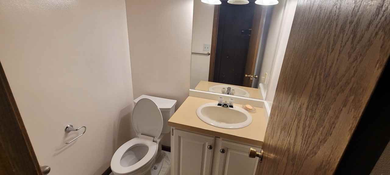 81 Mount Pleasant Rd #NA - Photo 7 of 32