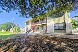 102 Lady Bird Ln #D - Photo 1 of 1