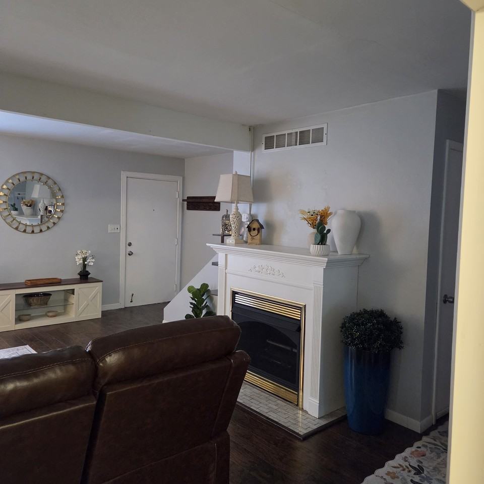 4353 Sampson Rd #2 - Photo 4 of 16