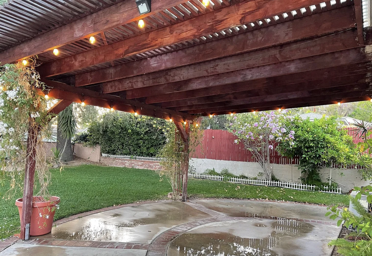1085 Riviera Dr #NA - Photo 5 of 18