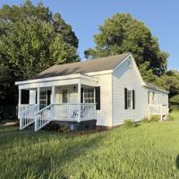 featured image of 1010 N Center St #NA
