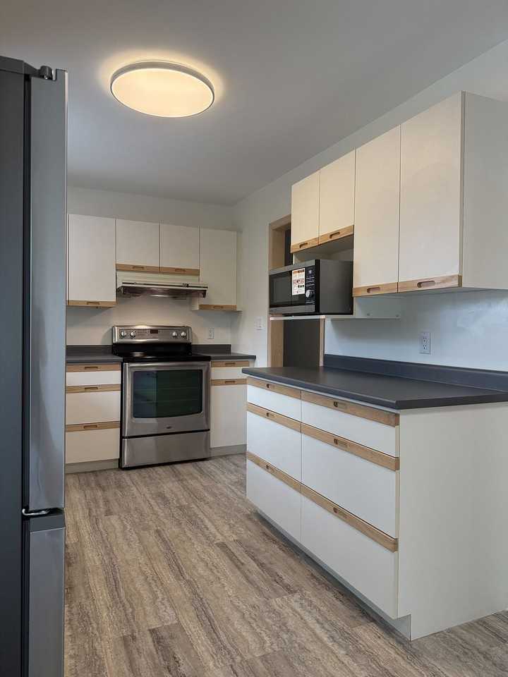 1665 Blair Ave - Photo 2 of 5