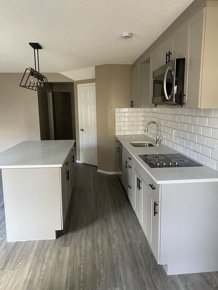 125 Evergreen Way Sw - Photo 7 of 28
