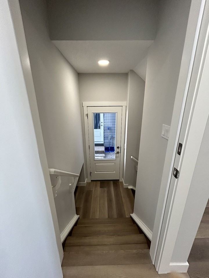 20873 Main St Se - Photo 4 of 15
