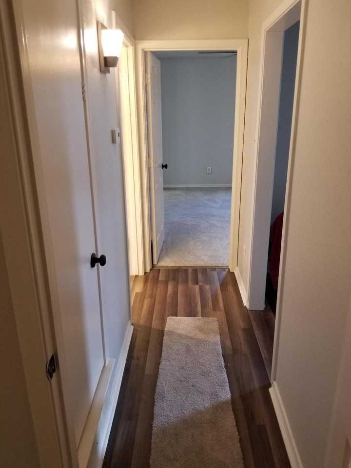 2430 Lakeview Cir #2430 - Photo 6 of 17