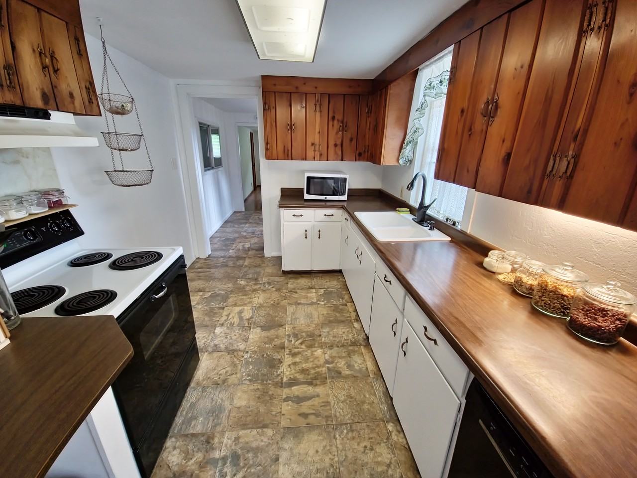 1462 Wind Mountain Rd #NA - Photo 5 of 17