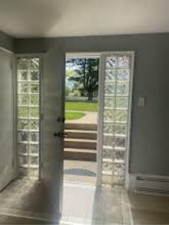 200 Maplewood Dr #E11 - Photo 5 of 12