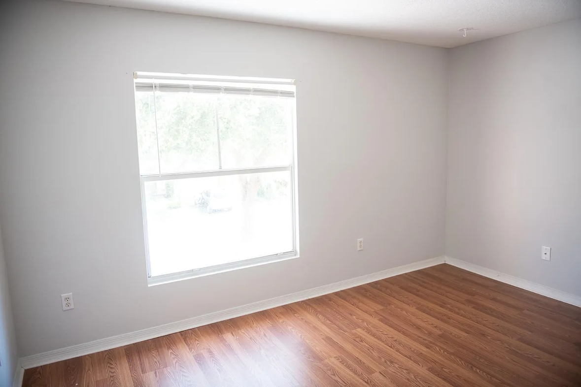 909 Seminole Palms Dr #909 - Photo 2 of 9