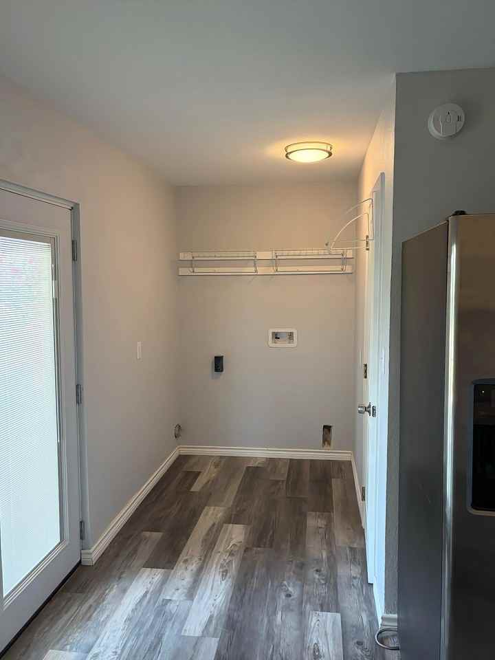 119 La Paloma Dr #NA - Photo 3 of 20