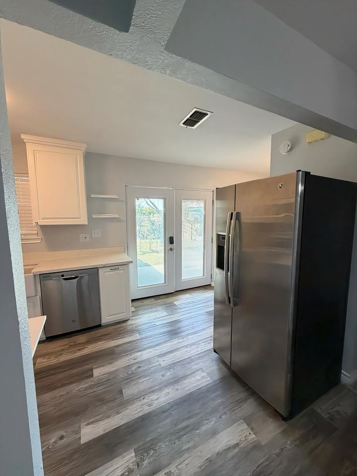 119 La Paloma Dr #NA - Photo 4 of 20