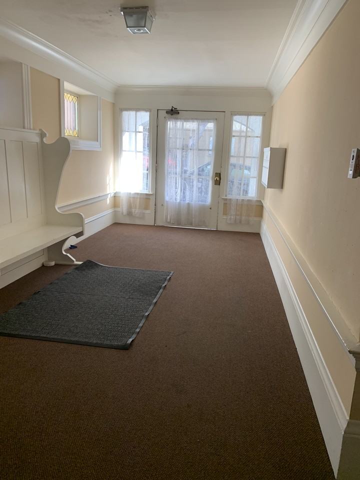 1556 Clay St #5 - Photo 2 of 8