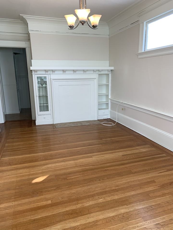 1556 Clay St #5 - Photo 3 of 8