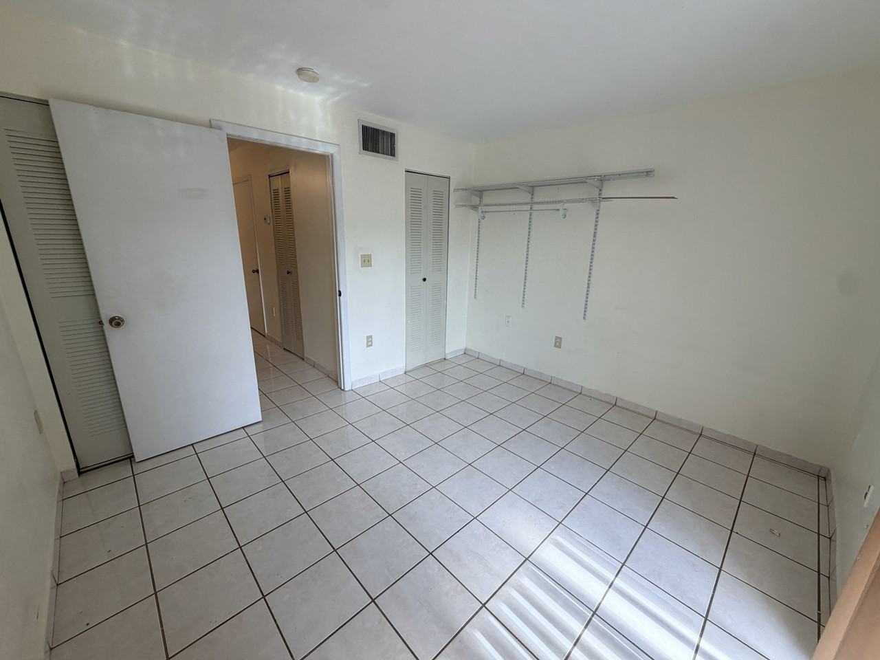 3901 Sw 109th Ave #E10 - Photo 3 of 9