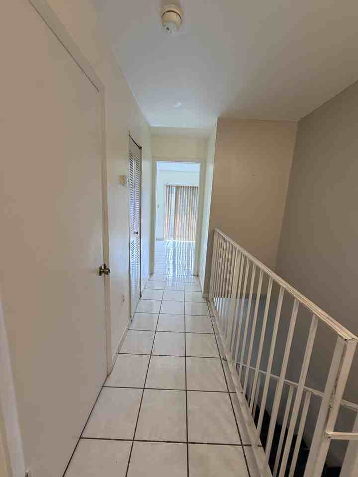 3901 Sw 109th Ave #E10 - Photo 4 of 9