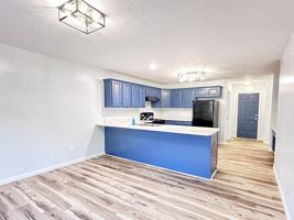 featured image of 1906 Vladimir Dr #1