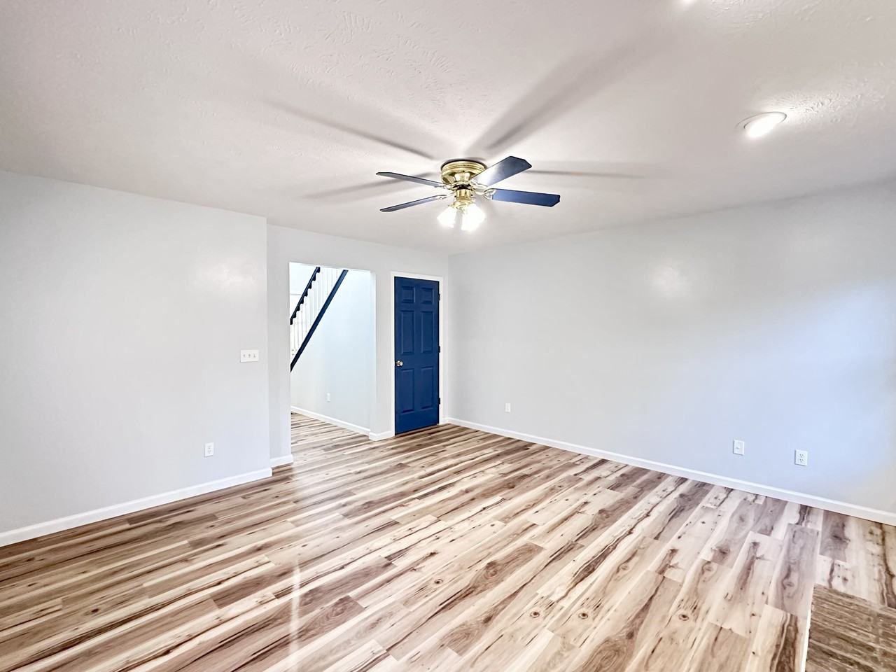 1906 Vladimir Dr #1 - Photo 5 of 28