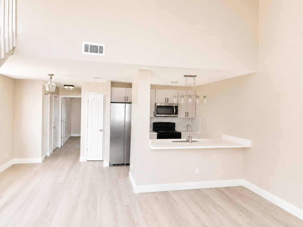 2722 Tally Ho Ave #22 - Photo 2 of 14